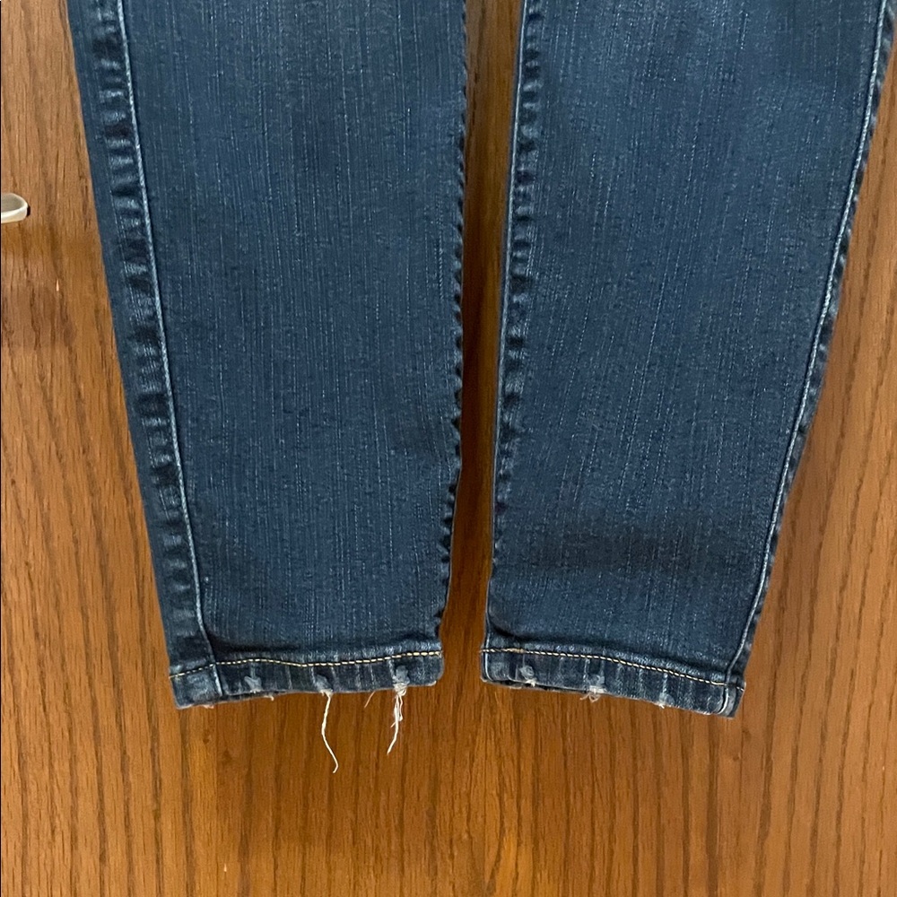 TORRID UEC Women’s Size 16 Regular Dark Blue Skinny Jeans 👖bombshell skinny - Picture 3 of 15